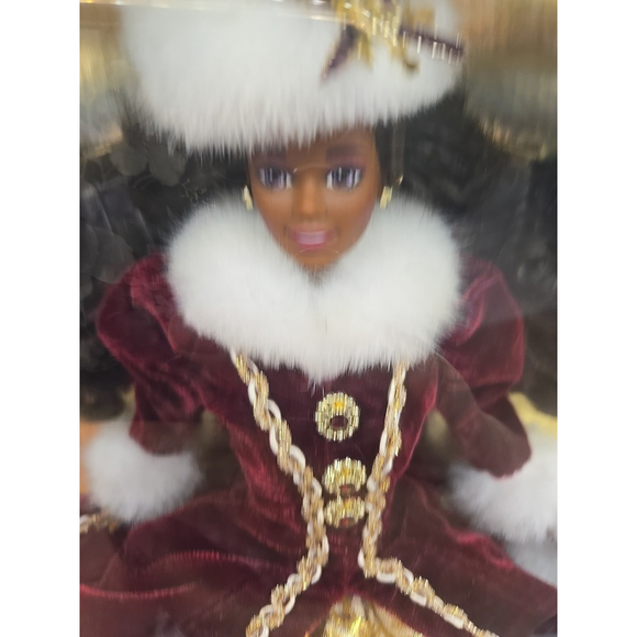 VTG 1996 Happy Holidays Barbie - African American Special Edition - New in Box - Picture 2 of 6